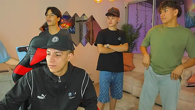 Houseofwarrios online show from February 28, 6:14 am