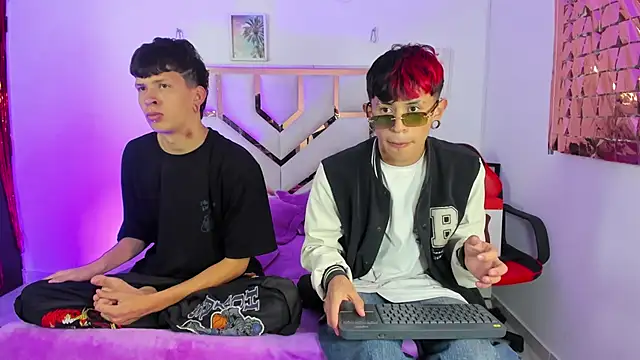 DemianSalvatore online show from March 3, 9:10 pm