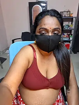 queendivya online show from July 18, 4:55 pm