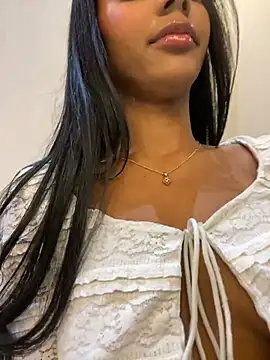 Savannahfisher online show from April 4, 11:57 pm