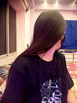 Snapshot of Sweets-jaanu chatting on April 25, 4:48 pm Sweets-jaanu online show from April 25, 4:48 pm