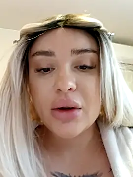 mariabloom9 online show from December 5, 11:08 am