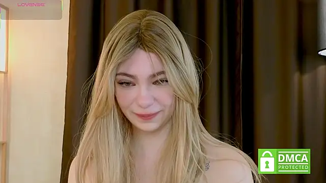 Snapshot of EmilyZortea chatting on October 24, 8:11 am EmilyZortea online show from October 24, 8:11 am