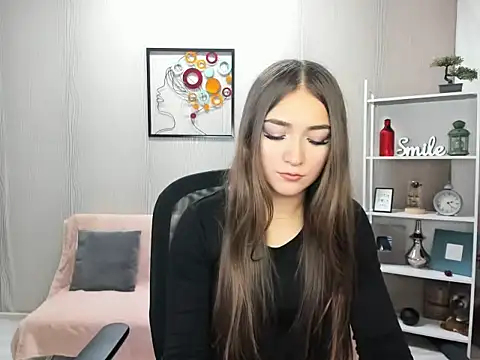 EllaClarke online show from November 29, 12:19 pm