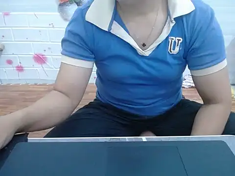 Hannie 26 online show from November 6, 1:01 pm