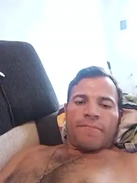 Snapshot of Claudiokkkkk chatting on April 25, 6:38 pm Claudiokkkkk online show from April 25, 6:38 pm