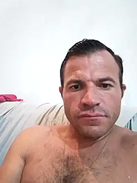 Snapshot of Claudiokkkkk chatting on May 5, 1:02 am Claudiokkkkk online show from May 5, 1:02 am