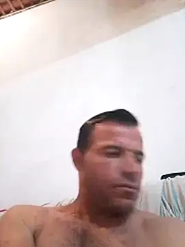 Snapshot of Claudiokkkkk chatting on May 5, 10:07 pm Claudiokkkkk online show from May 5, 10:07 pm