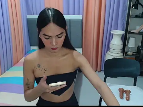 Sedictive Samantha online show from September 27, 7:30 pm