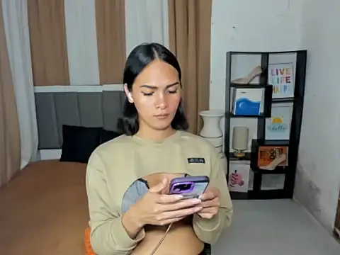 Sedictive Samantha online show from January 16, 5:28 pm