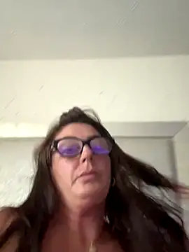 Rileyxxx69 online show from September 19, 8:20 pm