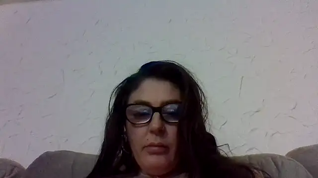 Rileyxxx69 online show from December 4, 10:18 pm