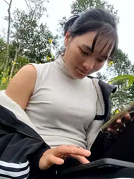 phuongxinhxan online show from March 13, 2:07 am