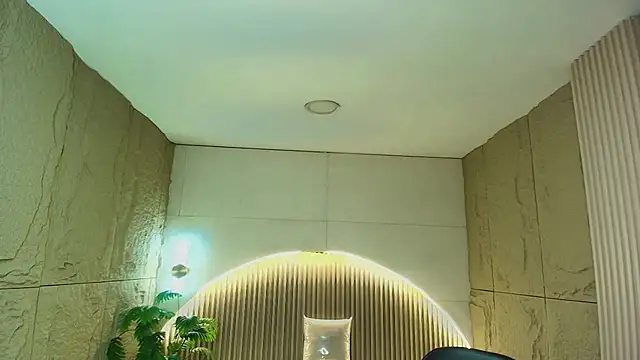 dany r  online show from November 26, 12:50 pm