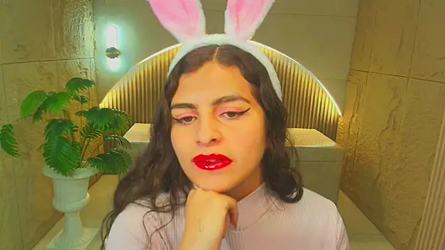 dany r  online show from December 15, 12:53 pm