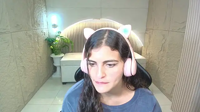 dany r  online show from March 10, 12:54 pm