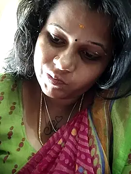 sweetqueen143 online show from September 30, 3:11 am