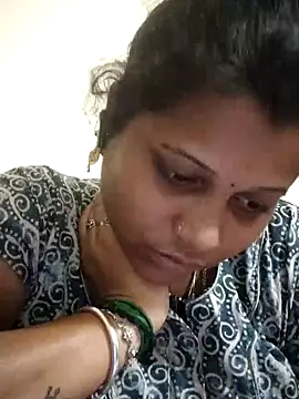 sweetqueen143 online show from November 23, 5:13 pm