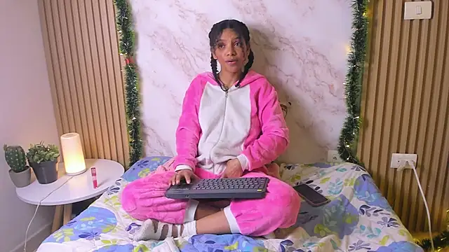 natalia blue online show from December 15, 3:22 am