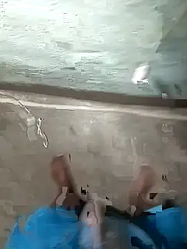 Snapshot of AgitatedStrip9 chatting on April 2, 5:54 pm AgitatedStrip9 online show from April 2, 5:54 pm