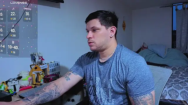 ryden 01 online show from December 18, 10:49 pm