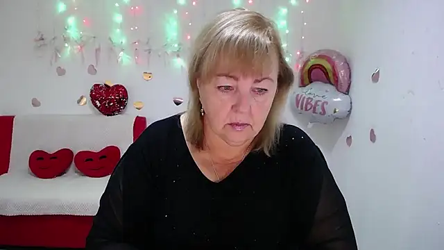 MilenaWedxy online show from September 30, 5:01 am