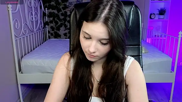 Daniels Beth online show from September 23, 4:21 pm