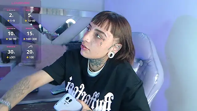 Gyal 8  online show from October 23, 8:51 pm