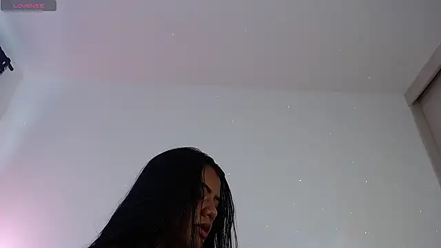 Camila Torresss online show from April 16, 7:47 pm