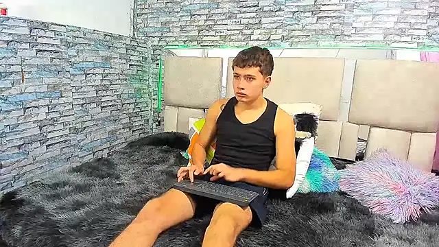 Julian wolf18 online show from September 27, 1:49 pm