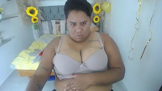 hotlesby valery online show from September 23, 6:55 pm