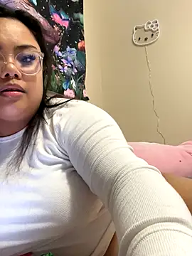 kiaradanielaxx online show from December 1, 3:39 pm