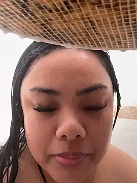 Snapshot of kiaradanielaxx chatting on February 3, 9:31 pm kiaradanielaxx online show from February 3, 9:31 pm