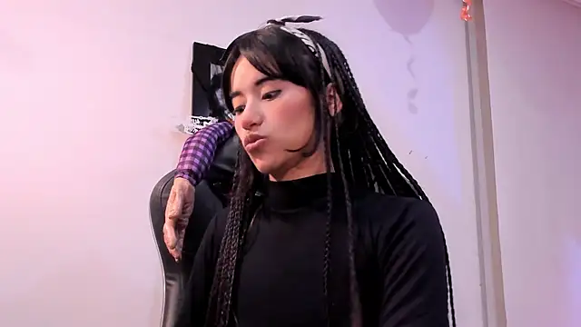 Rouse Monroe online show from October 21, 3:40 am