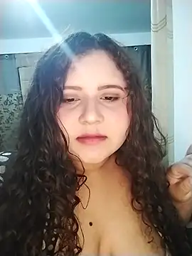 Carolceleste24 online show from May 15, 7:15 am