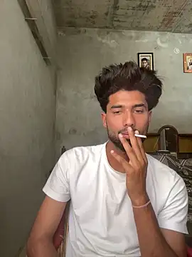 Snapshot of lustyrai chatting on May 3, 7:25 am lustyrai online show from May 3, 7:25 am