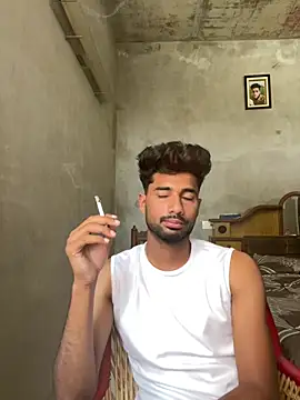 Snapshot of lustyrai chatting on June 3, 6:16 am lustyrai online show from June 3, 6:16 am