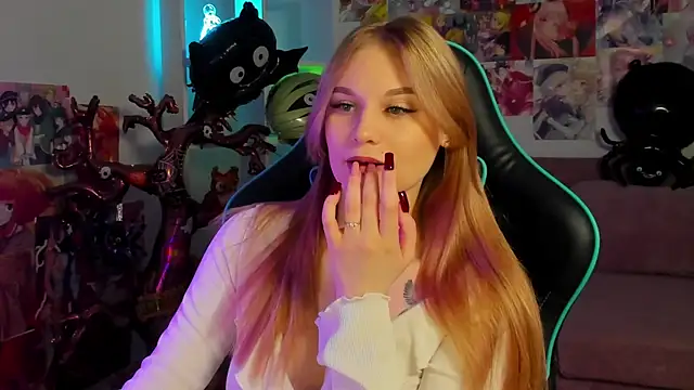 AriaWell online show from October 27, 6:01 pm