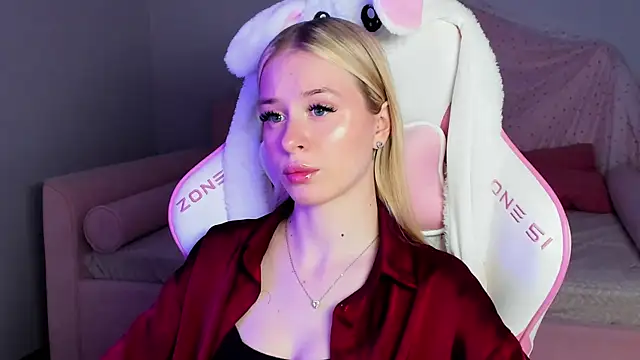 MiaGraces online show from November 14, 5:33 pm