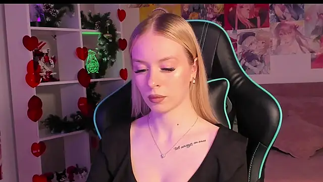 MiaGraces online show from December 20, 5:25 am