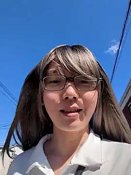 takusaki223 online show from April 14, 4:29 am