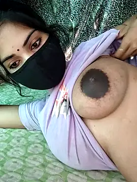Snapshot of PRACHI-743 chatting on May 13, 1:03 am PRACHI-743 online show from May 13, 1:03 am