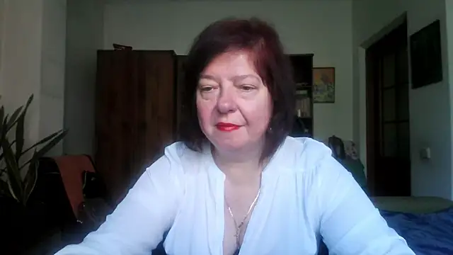 Violet Pulse online show from May 12, 11:40 am