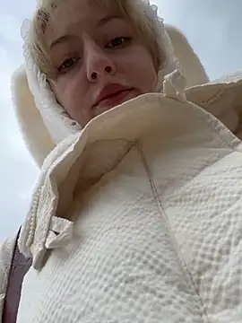 RonnieKiss online show from October 3, 3:58 am