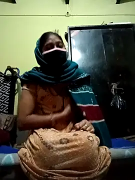 Cute-Charvii online show from January 15, 2:49 am