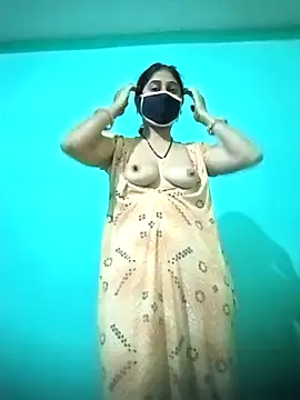 Snapshot of Cute-Charvii chatting on February 15, 2:30 am Cute-Charvii online show from February 15, 2:30 am