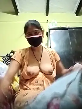 Snapshot of Cute-Charvii chatting on March 3, 2:18 am Cute-Charvii online show from March 3, 2:18 am