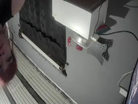 Snapshot of Miguel19971 chatting on October 16, 5:41 am Miguel19971 online show from October 16, 5:41 am