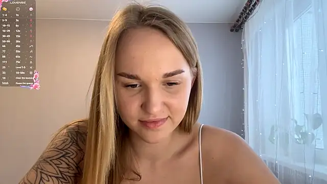 TanekaBoitel online show from January 11, 12:43 pm