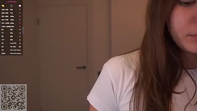 Snapshot of AdrianaCoenen chatting on October 13, 6:41 pm AdrianaCoenen online show from October 13, 6:41 pm